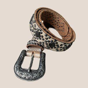 Idyllwind Genuine Leather Silver Studded Belt Western Sz M Stud